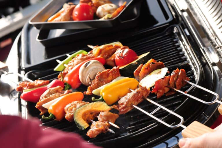How to Choose the Perfect Grill Tools for Your Outdoor Cooking